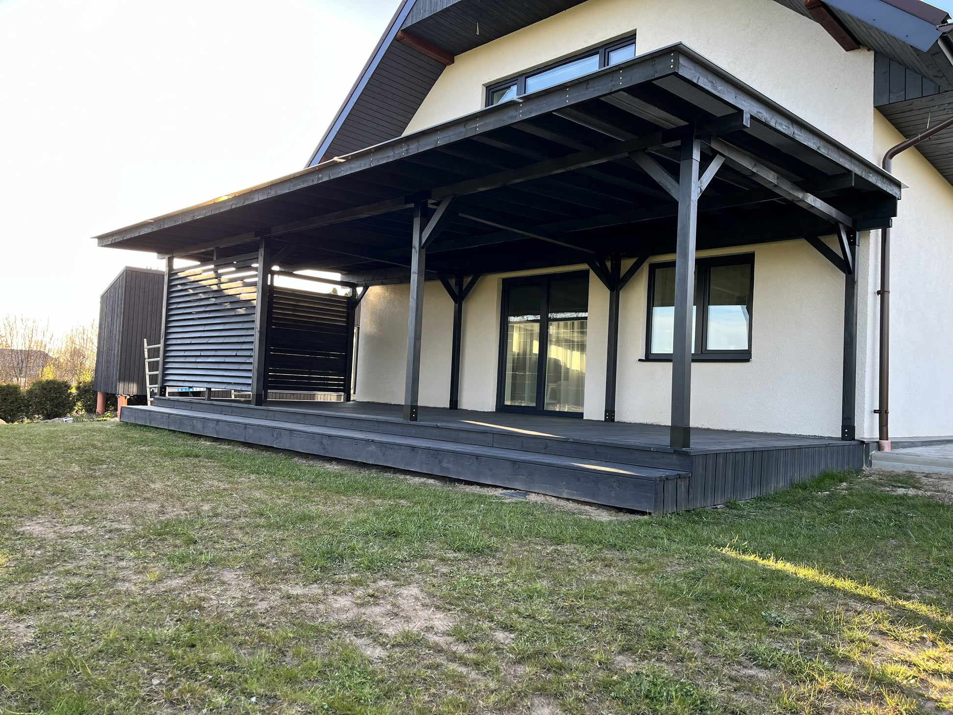 Modular canopy DIY by Terases, 10m by 4.5m, showing the assembled framework and fabric cover for outdoor shade and shelter.