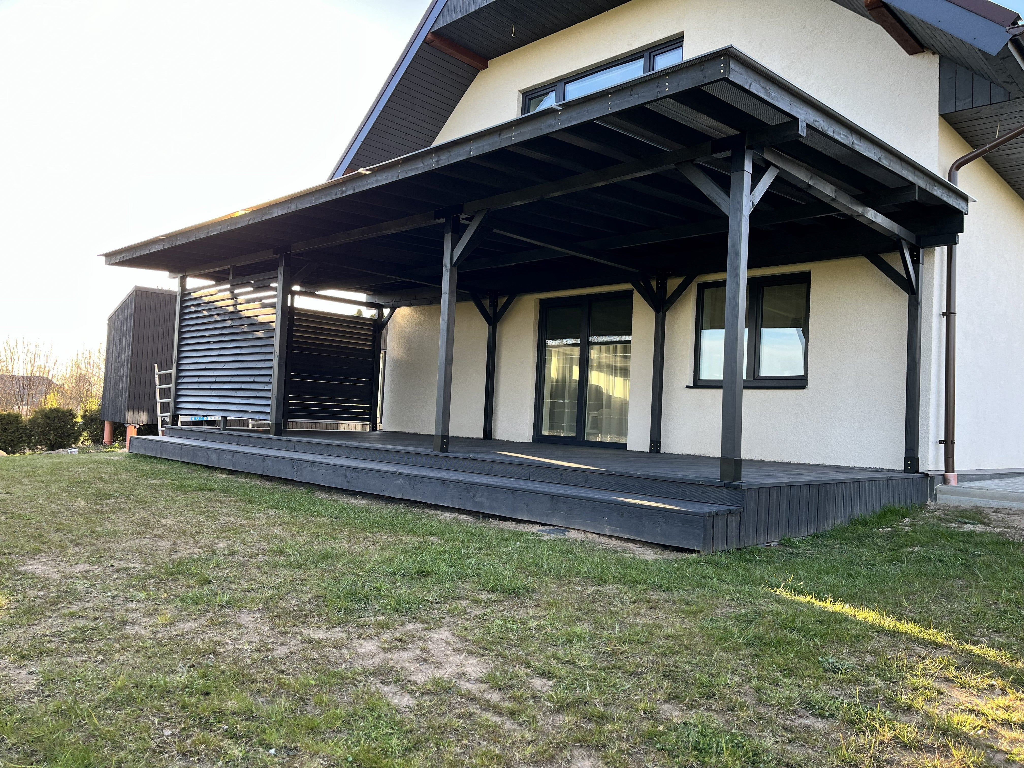 Modular canopy DIY by Terases, 10m by 4.5m, showing the assembled framework and fabric cover for outdoor shade and shelter.