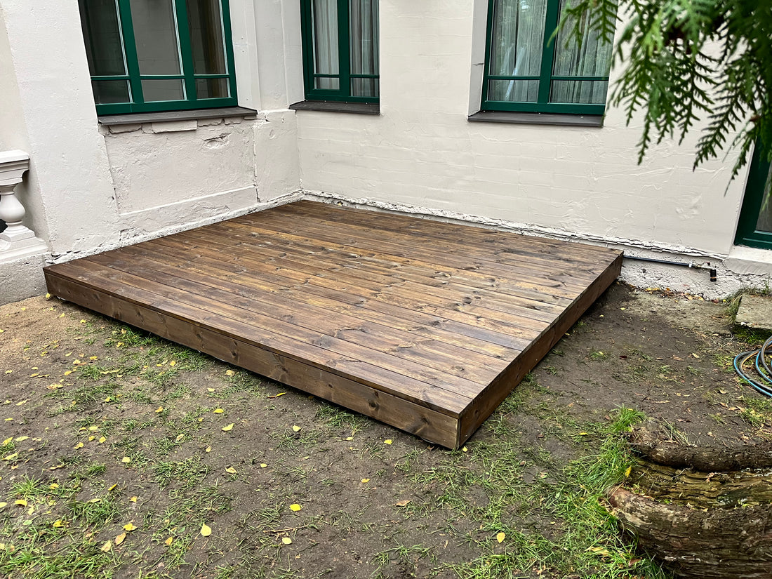 Terrace deck 3mx2,5m.