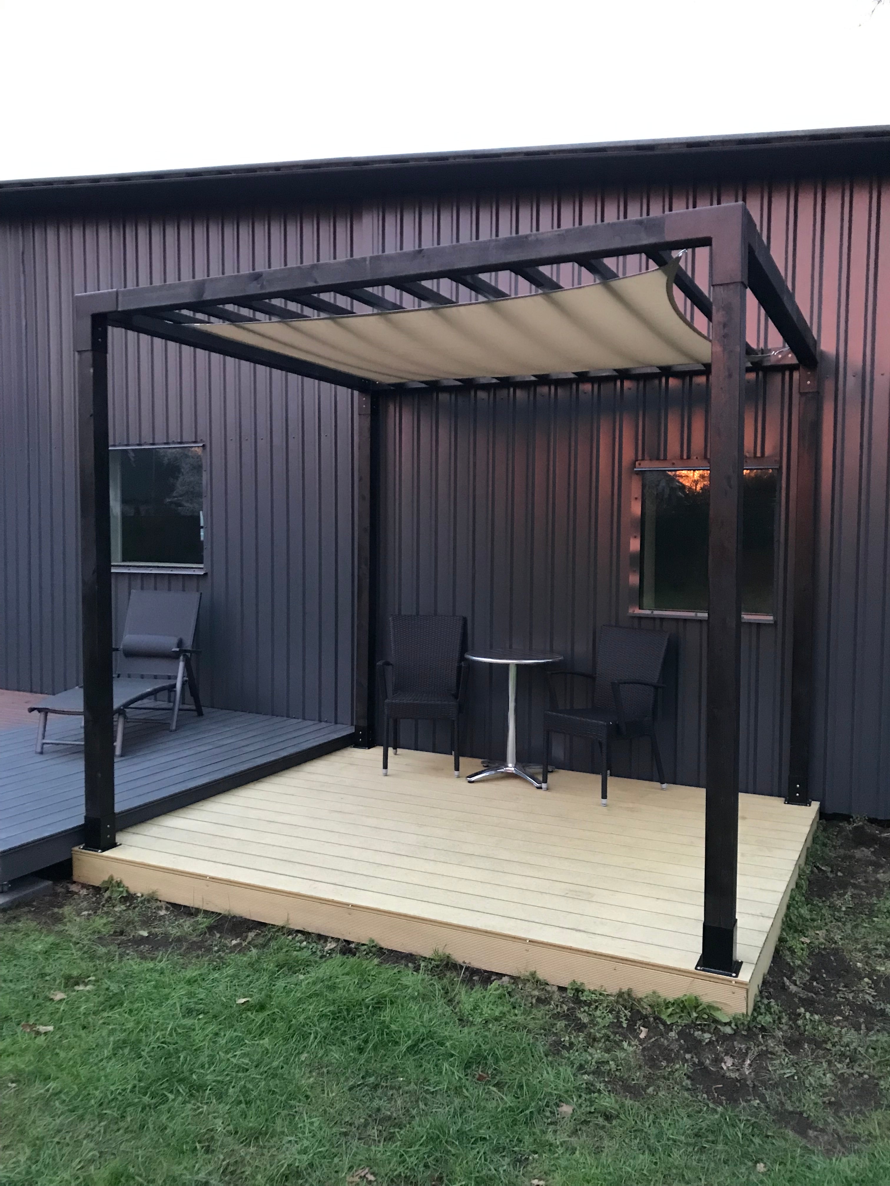 3-way Corner Bracket for Pergola (95x95mm lumber).