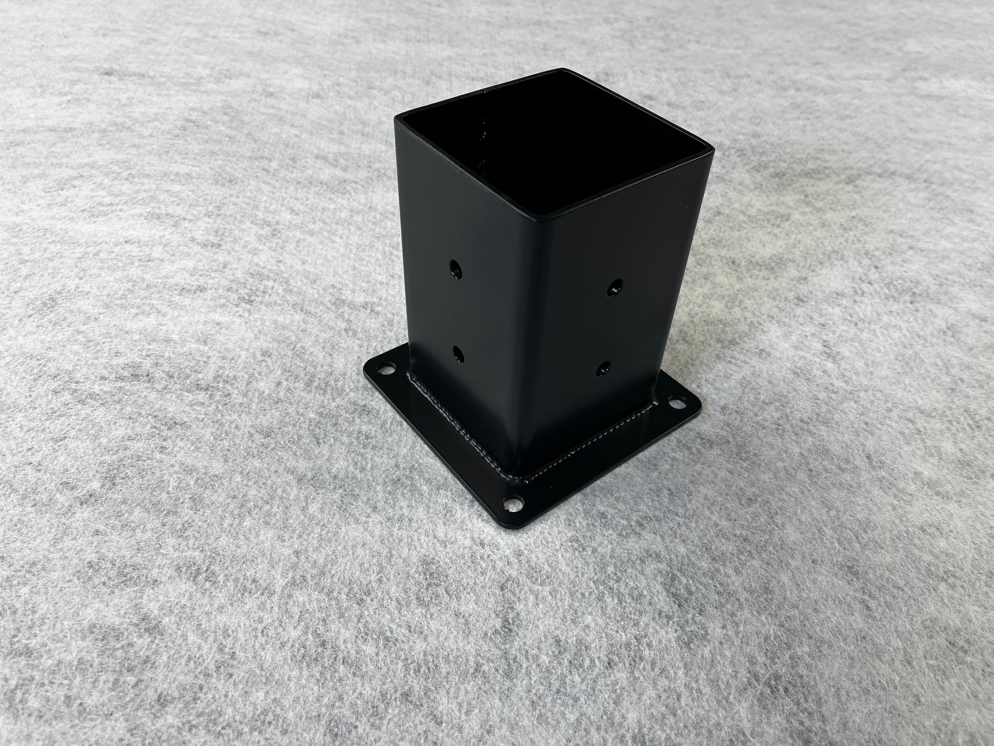 Post Base or Wall Mount Bracket (95x95mm lumber).