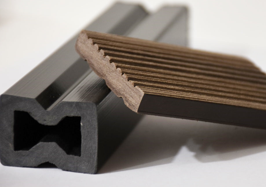 WPC Terrace support beam (30x50mm) x 3m.